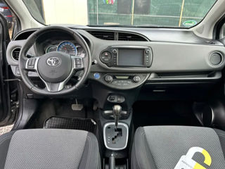 Toyota Yaris foto 5