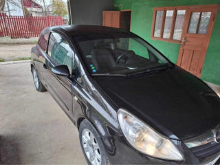 Opel Corsa foto 2