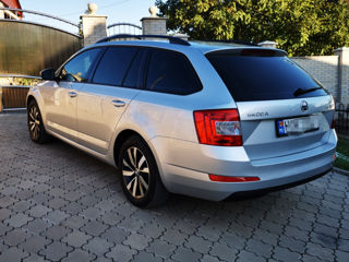 Skoda Octavia foto 3