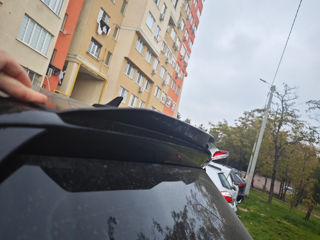 Spoiler nou  pentru portbagaj negru mai mult pentru hatchback foto 2