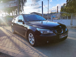 BMW 5 Series foto 3