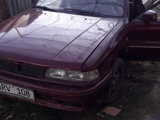 Mitsubishi Galant foto 4