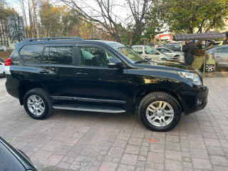 Toyota Land Cruiser Prado foto 4