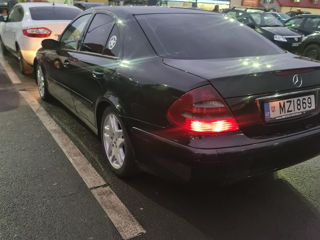 Mercedes E-Class foto 4