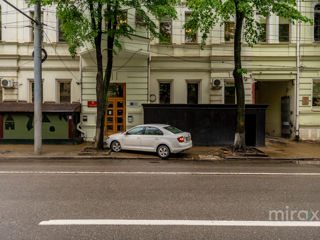 Se dă în chirie spațiu comercial pe str. București, Centru, Chișinău foto 14