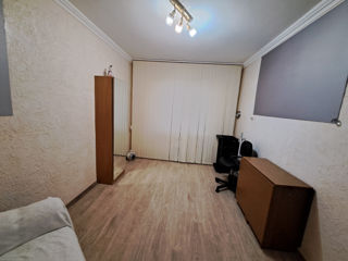 Apartament cu 4 camere, 95 m², Botanica, Chișinău foto 7