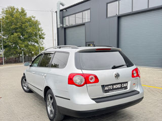 Volkswagen Passat foto 3