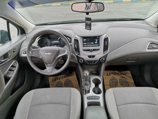 Chevrolet Cruze foto 13