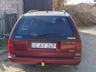 Mazda 626 foto 3