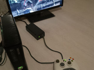 Xbox 360 Прошитый 250 GB + 2 геймпада + 32 игр foto 5