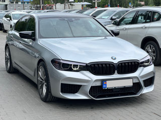 BMW 5 Series foto 4