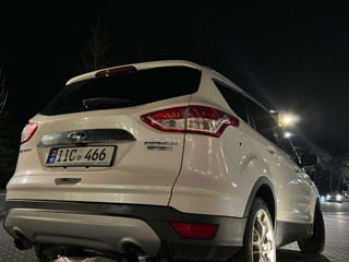 Ford Escape foto 7