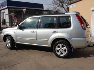 Nissan X-Trail foto 7