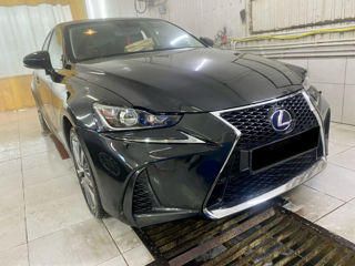 Lexus IS Series