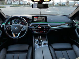 BMW 5 Series foto 7