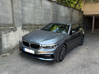 BMW 5 Series foto 4