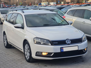 Volkswagen Passat foto 4