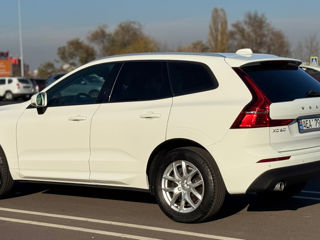 Volvo XC60 foto 2