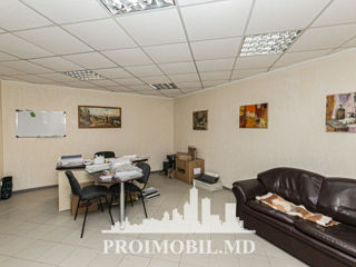 Spre vânzare spațiu pentru oficiu 71 mp, în Ialoveni! foto 5