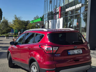 Ford Kuga foto 2