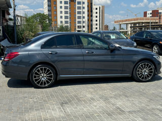 Mercedes C-Class foto 4