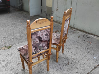 12 scaune din lemn natural aduse din Elveţia , starea perfectă , foarte pastrate . foto 4