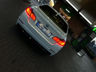 BMW 5 Series foto 4