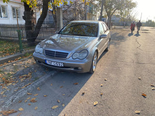 Mercedes C-Class