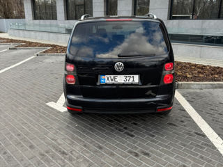 Volkswagen Touran foto 5