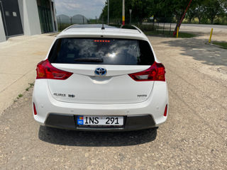 Toyota Auris foto 4