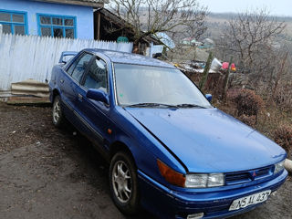 Mitsubishi Lancer foto 2