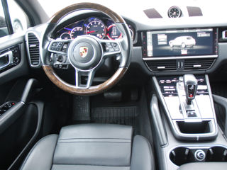 Porsche Cayenne foto 6