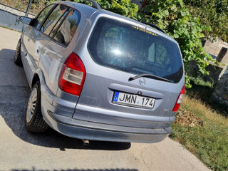 Opel Zafira foto 3