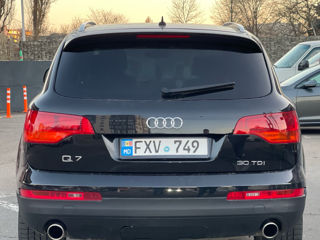 Audi Q7 foto 5