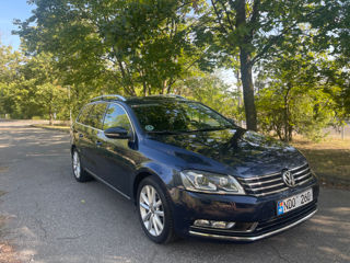 Volkswagen Passat foto 3