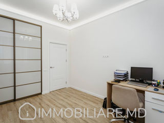 Apartament cu 3 camere, 94 m², Buiucani, Chișinău foto 4