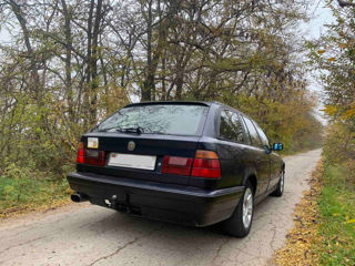 BMW 5 Series Touring foto 8