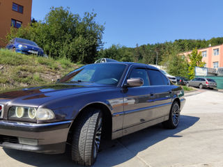 BMW 7 Series foto 5