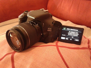 Canon 600D + Obiectiv 50mm