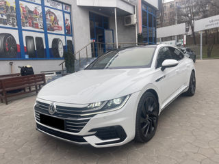 Volkswagen Arteon foto 1