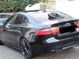 Jaguar XE foto 4