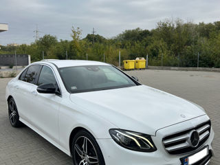 Mercedes E-Class foto 2