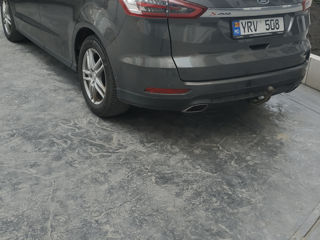 Ford S-Max foto 4