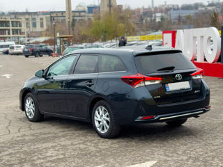 Toyota Auris foto 9