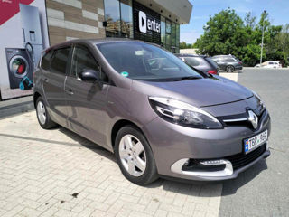 Renault Grand Scenic foto 2