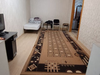 Apartament cu 2 camere, 56 m², Botanica, Chișinău foto 1