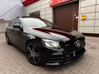 Mercedes E-Class foto 3