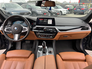 BMW 5 Series foto 8