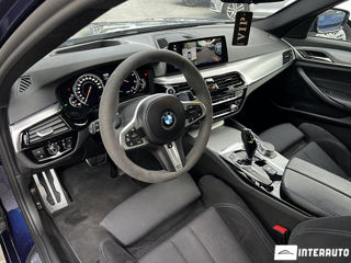 BMW 5 Series foto 6