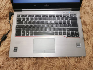 Fujitsu U745 (i7-5600U 2.6Ghz/8Gb RAM/256Gb SSD) foto 2